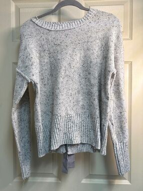 Hem and Thread sweater grey/black